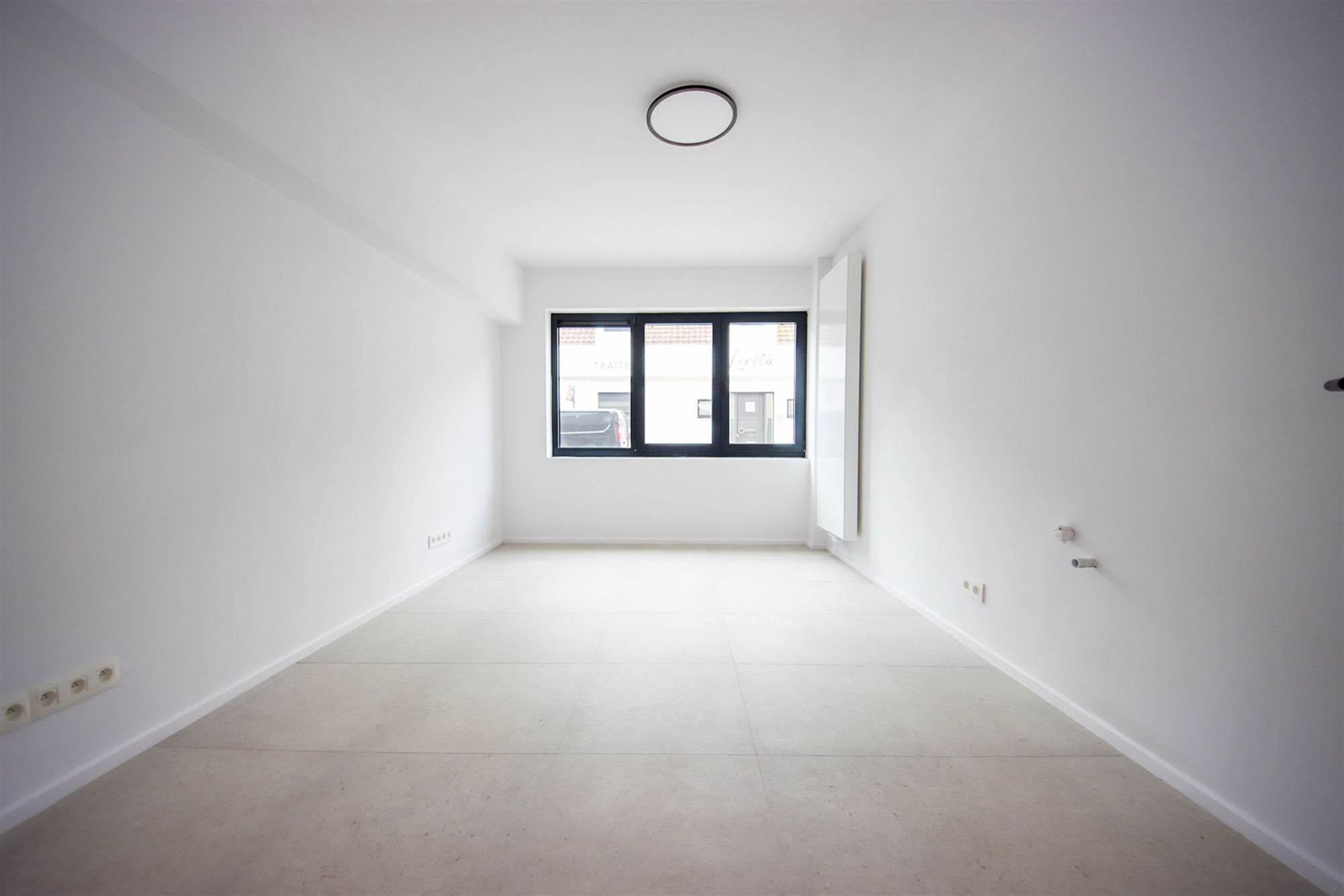 Commercieel gelegen kantoor of praktijkruimte. - foto 3