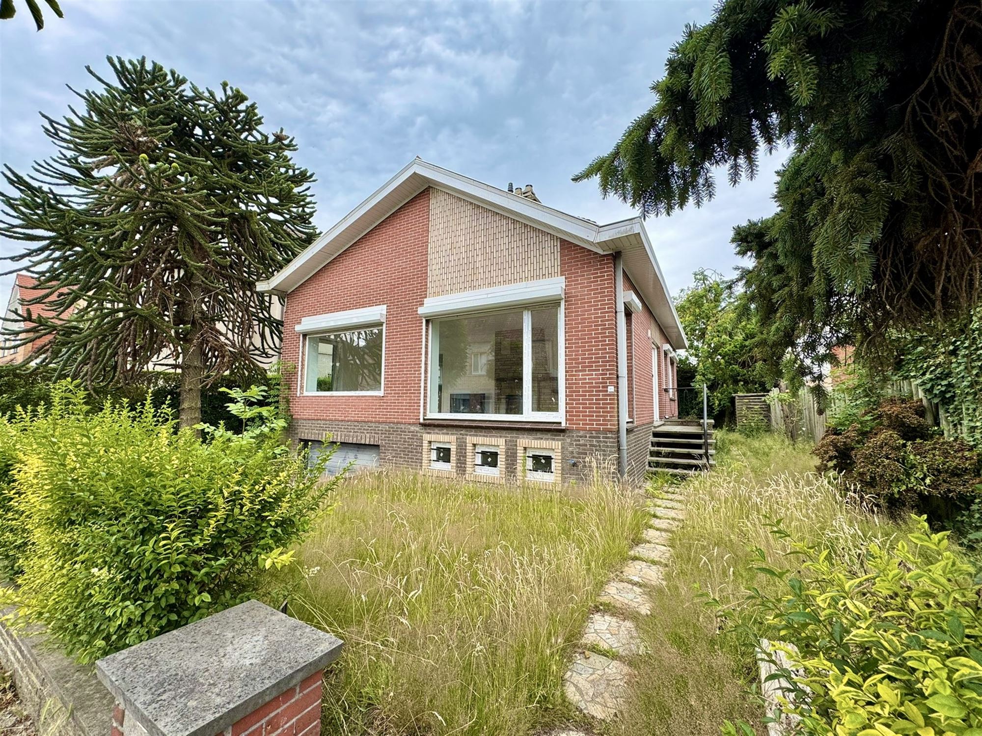 Instapklare villa met 4 slaapkamers en leuke tuin! - foto 2