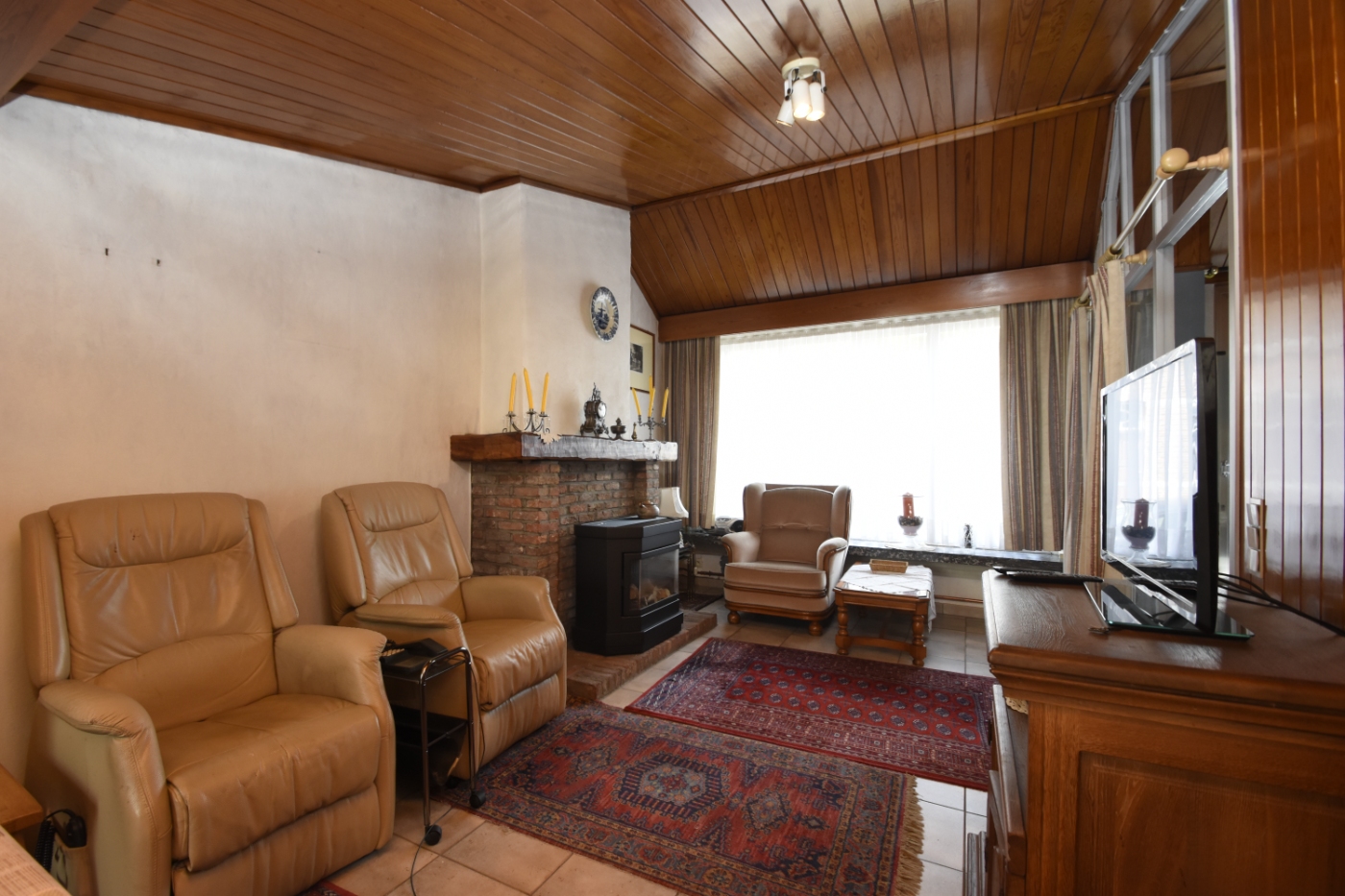 Te renoveren woning met grote Zuidgerichte tuin - foto 4