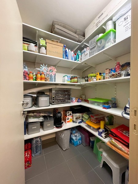 Modern appartement met 2 slaapkamers, terras en garage op centrale ligging te Wakken! - foto 5