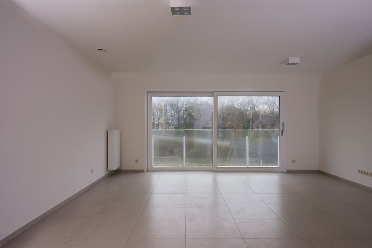Assistentieappartement met 2 slaapkamers te Beernem - foto 2