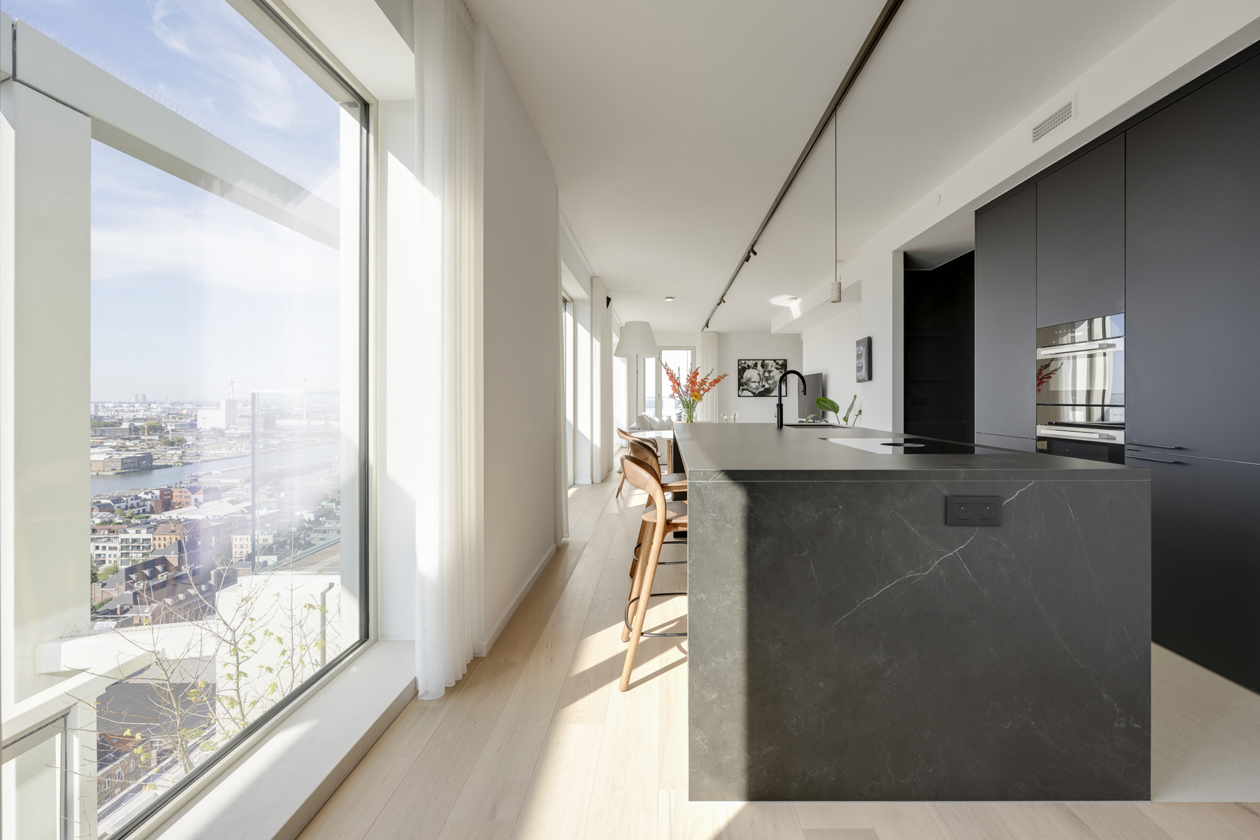Penthouse met grote terrassen en pano zicht op ’t Eilandje - foto 2