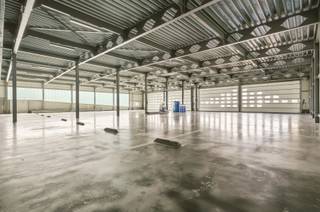 Ruime en multifunctionele opslagplaats te koop in Budingen met tal van mogelijkhedenIn Zoutleeuw (Budingen) bieden wij deze uitzonderlijk ruime en...