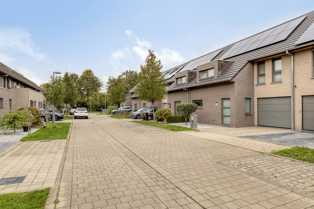 Huis te koop in Oostakker met 3 slaapkamers - foto 2