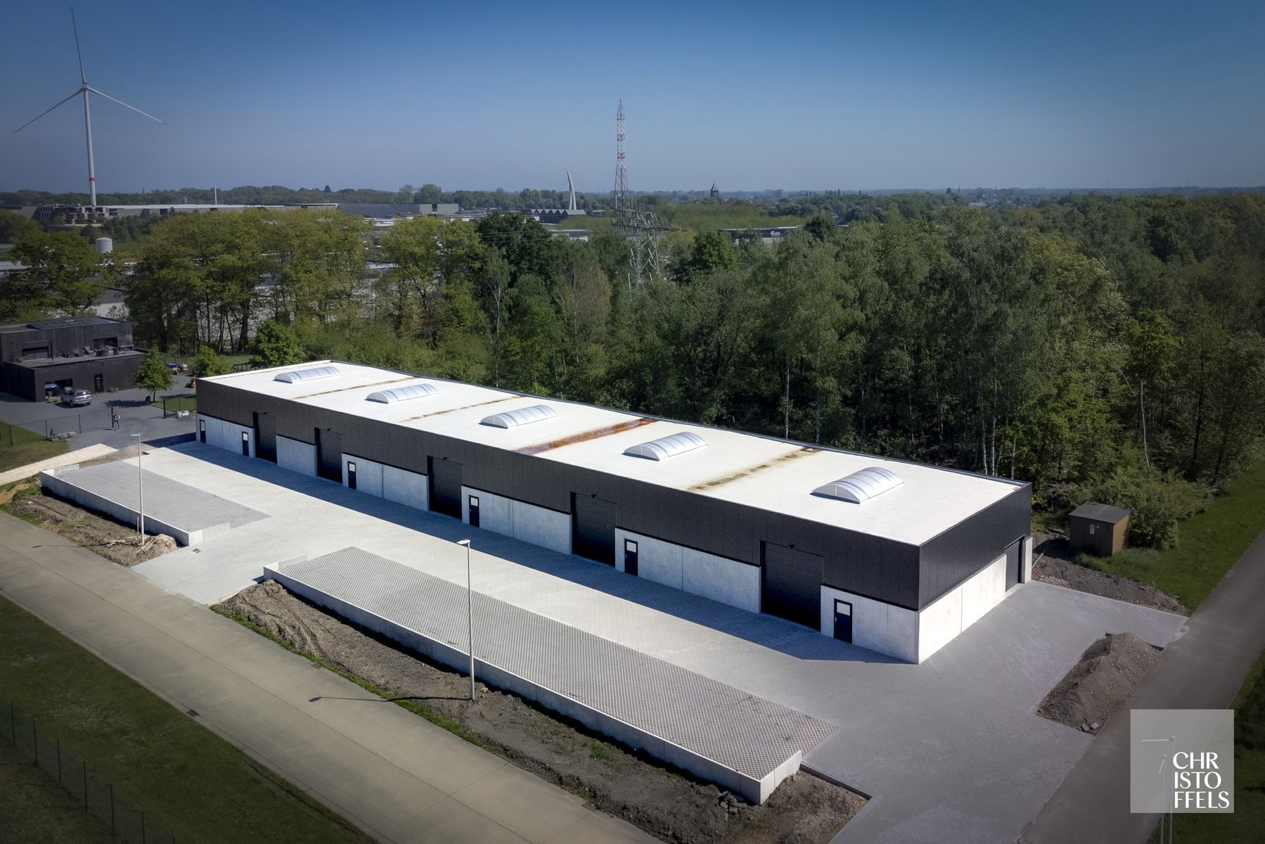 Commercial for rent in Dilsen-Stokkem - photo 1