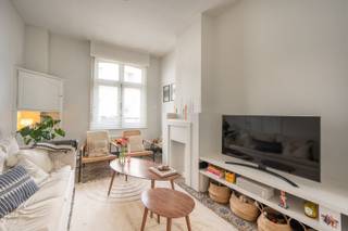 Deze Brugse woning is zeer leuk gelegen in het Sint-Annakwartier, vlakbij de vesten en de Markt van Brugge.De mooie authentieke elementen komen...