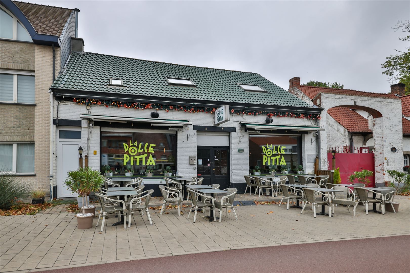 Opbrengsteigendom te koop in Stabroek! - foto 1