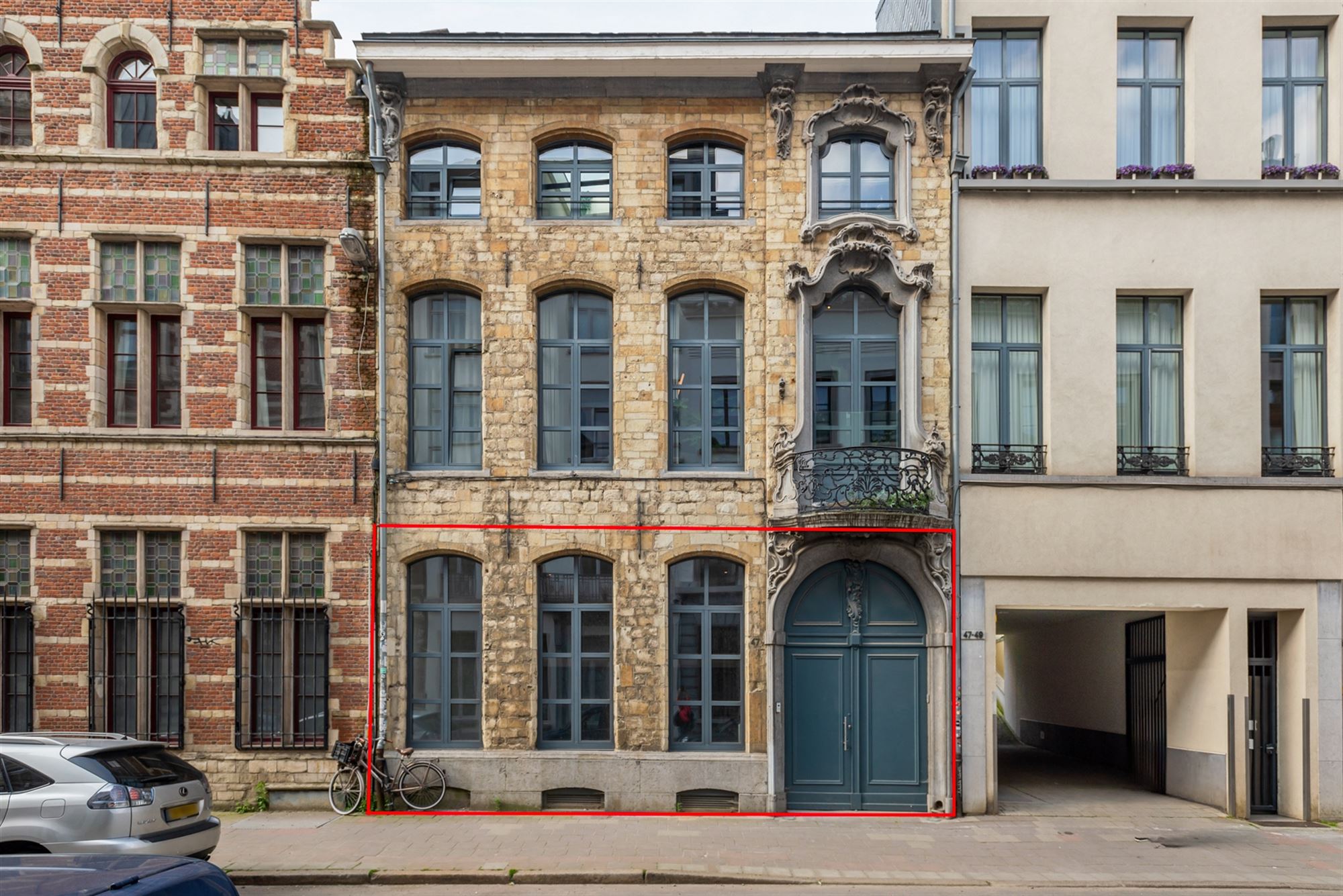 Historisch commercieel pand met goed huurrendement. - foto 1