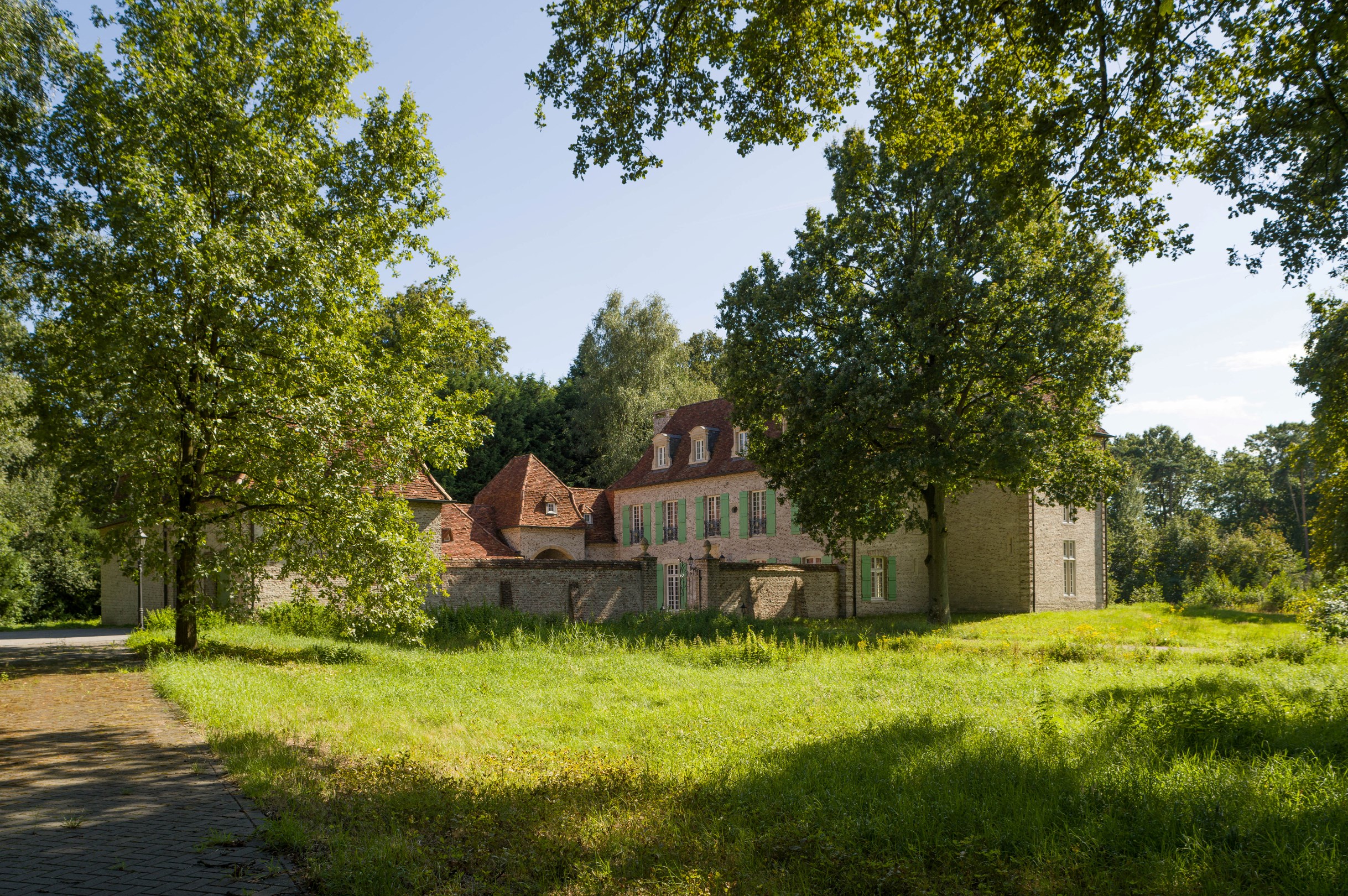 Exclusieve kasteelvilla op domein van 2,7 Ha - foto 2