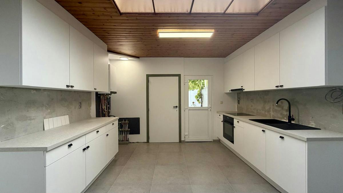 Cosy renovated townhouse for rent in Hasselt - photo 5