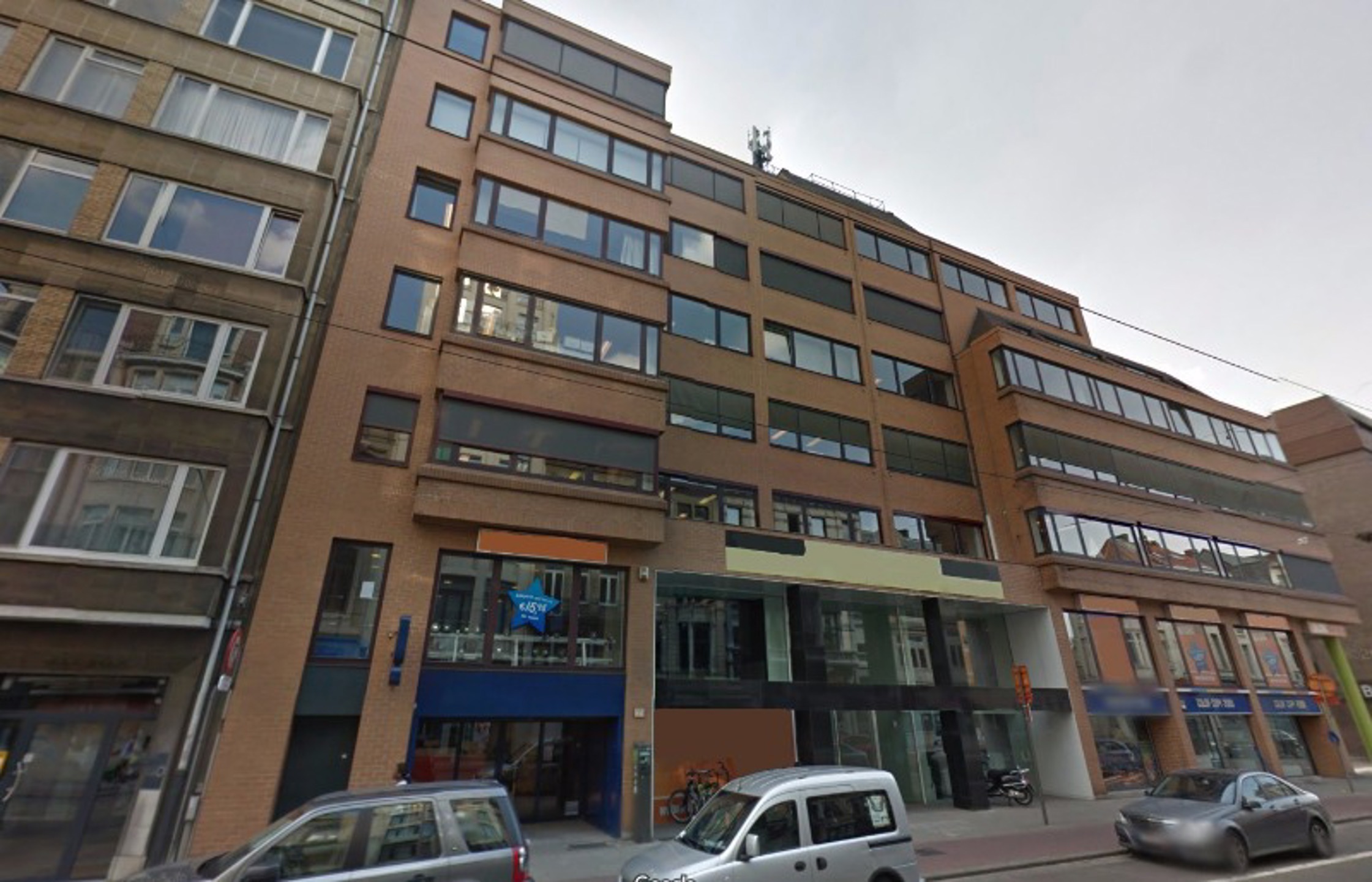 Commercial à louer à Anvers - photo 2