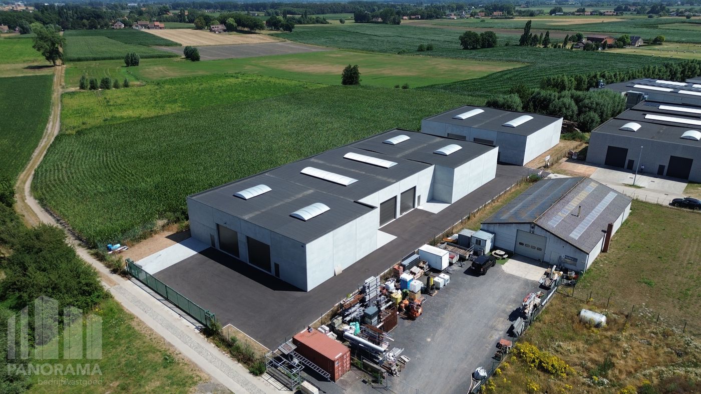 Nieuwbouw KMO-unit van 256 m² te koop! - foto 1