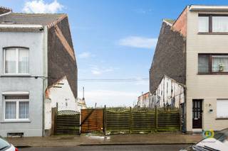 Ontdek deze bouwgrond in het hart van Vilvoorde. Met een indrukwekkende gevelbreedte van 10 meter biedt dit perceel de ideale mogelijkheid voor...