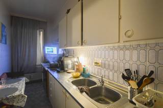 Op te frissen éénslaapkamerappartement met lift en goede ligging nabij centrum AntwerpenDit appartement, gelegen op de eerste verdieping van een...