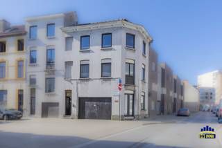 Te koop: Beletagewoning in Gent – 2 slaapkamers, garage en renovatiekansen!Gelegen in een rustige buurt vlakbij belangrijke invalswegen en winkels,...