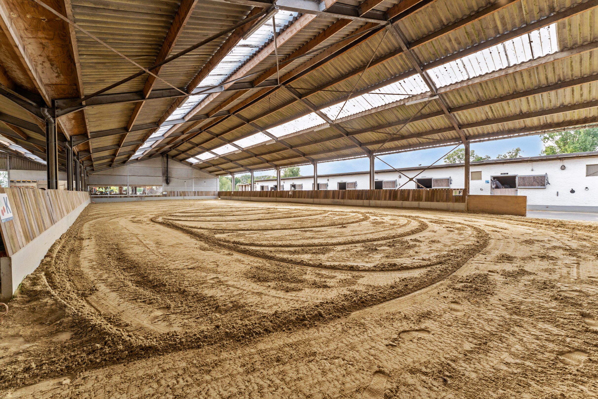 Uniek hippisch complex met woning op toplocatie - foto 3