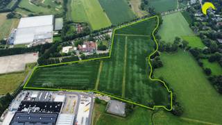 <p><span>Landbouwgronden/Weilanden met een totale oppervlakte van 77.381 m² op de grens van Kontich en Wilrijk.</span></p><p><span><br />Ligging nabij grote invalswegen met optimale bereikbaarheid!</span></p><p><span>Vrij van pachtovereenkomst.<br /><br />De percelen zijn momenteel eigendom van een vennootschap.</span></p><p><span>Overname aandelen is ook een mogelijkheid - voorwaarden en specificaties te bespreken. </span></p><p><span>Neem hiervoor gerust contact op.</span></p><p><span> </span></p><p><span>Voor meer informatie kan u ons contacteren op het nummer 03 449 42 41 of mail ons via info@habicom.be</span></p><p><span>Benieuwd naar de waarde van jouw woning? Check het gratis op www.watismijnhuiswaard.be</span></p><p><span> </span></p>
