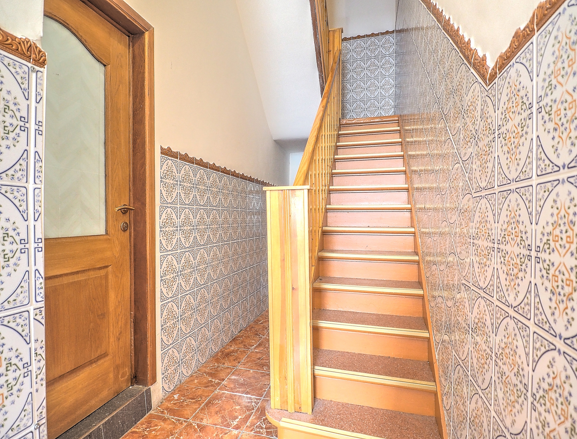 Huis verdeeld in 3 huurappartementen! - foto 5