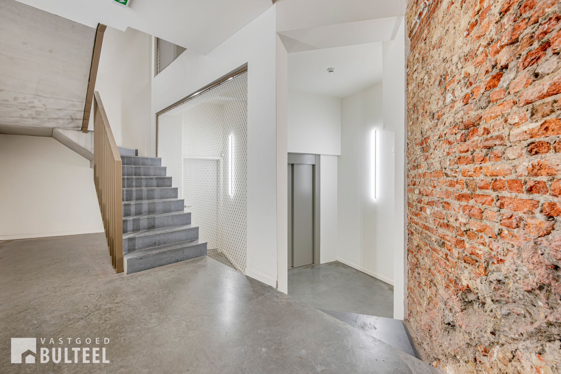 Energiezuinige designloft met 2 slaapkamers en autostaanplaats. - foto 3