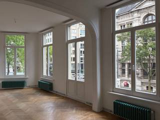  Stijlvol hoekappartement met twee slaapkamers aan de Leopoldplaats te Antwerpen. Gelegen op een toplocatie met prachtig zicht op het historisch...