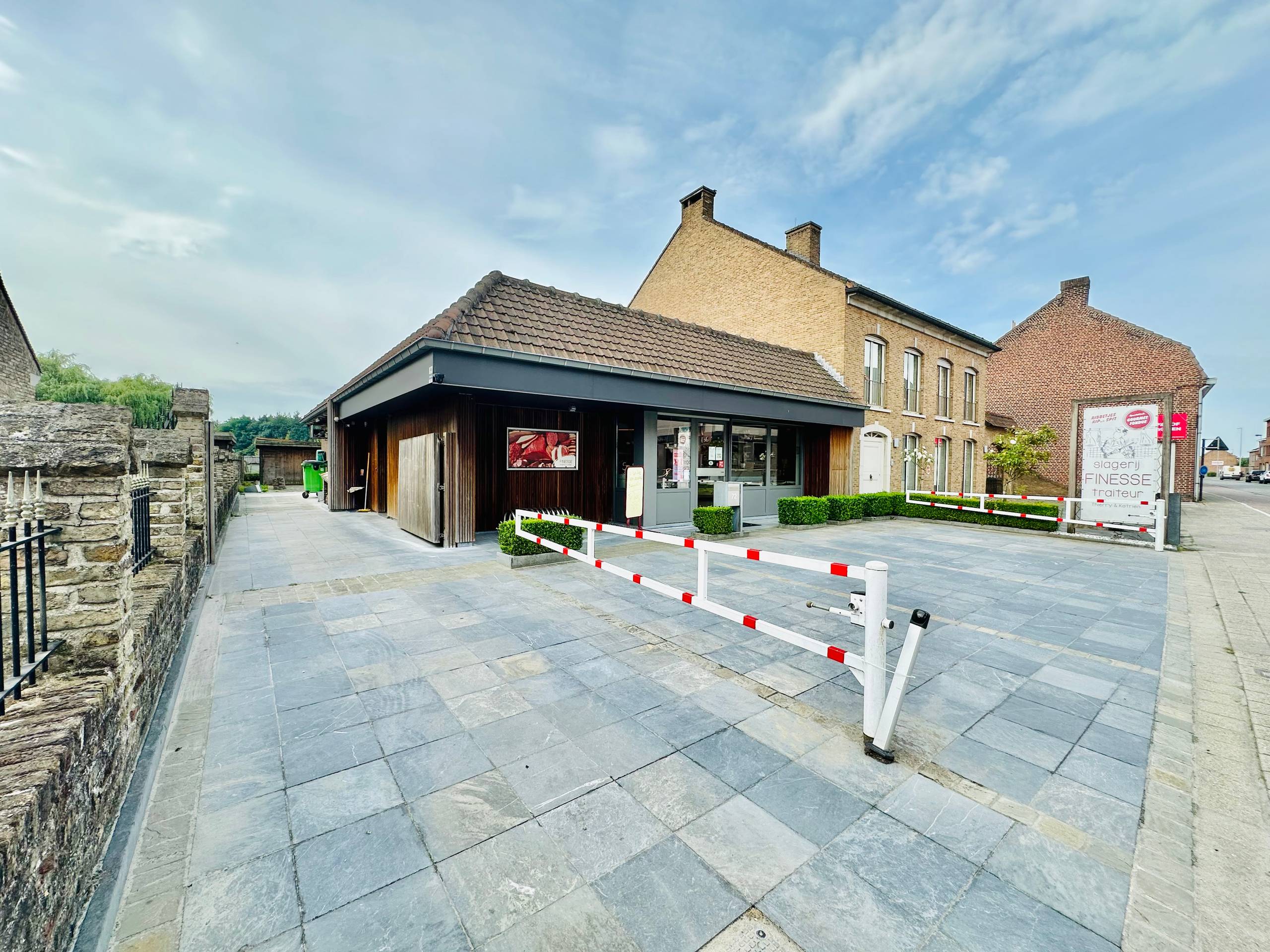 Ontdek dit ruim handelspand/bungalow in Wervik - foto 2