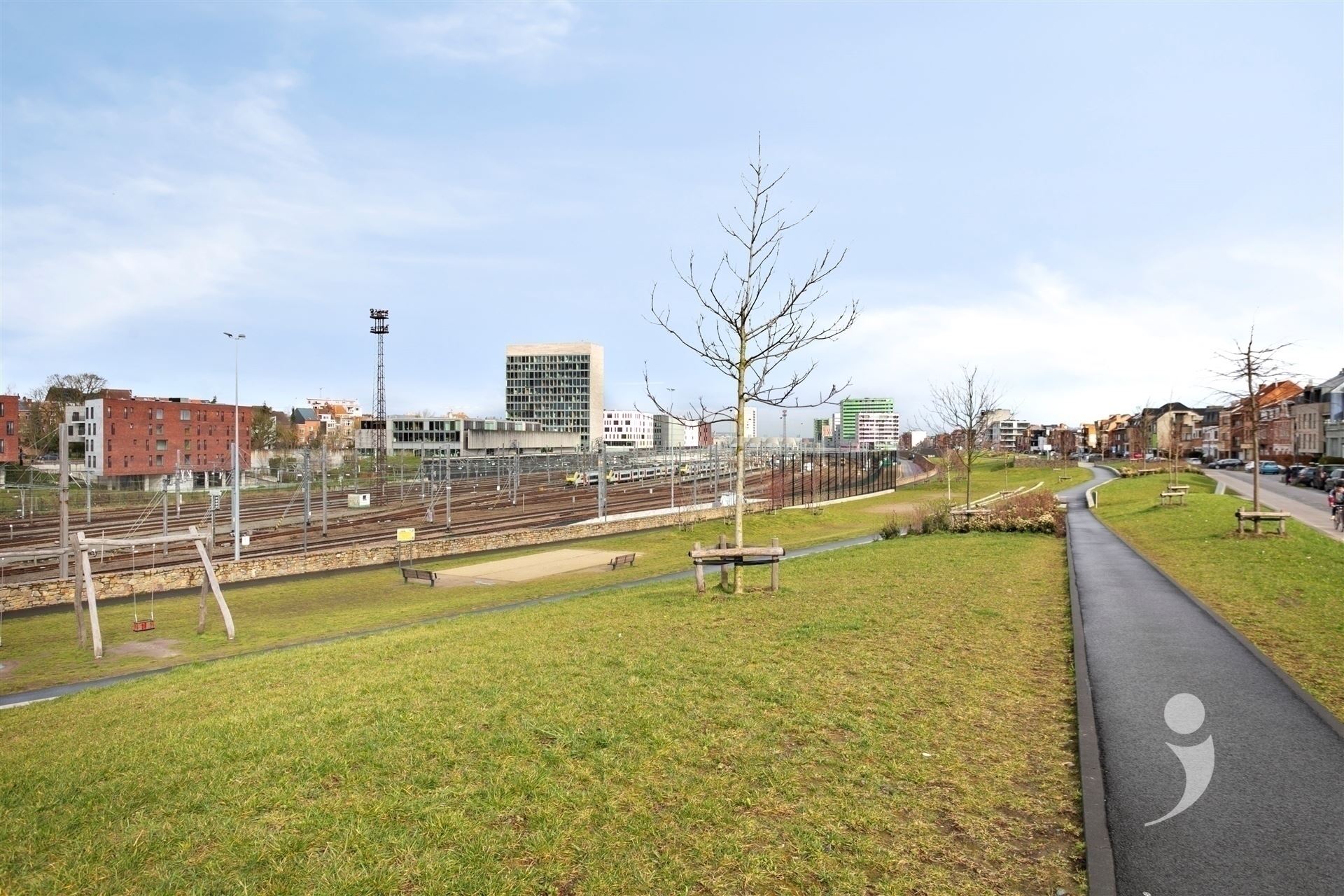 Woods 04.01 - foto 3