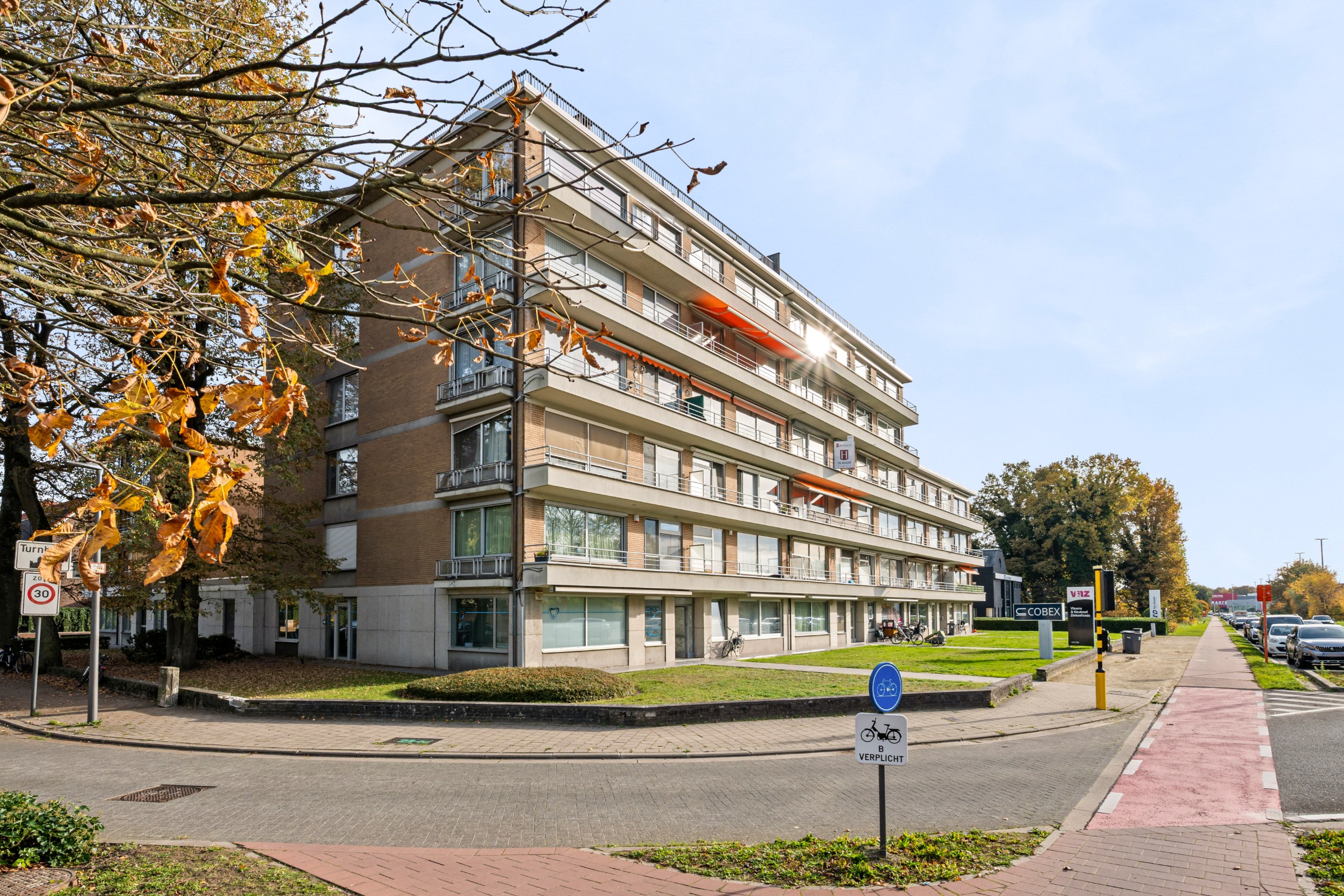 Prachtig afgewerkt appartement met 3 slaapkamers en ondergrondse staanplaats - foto 1