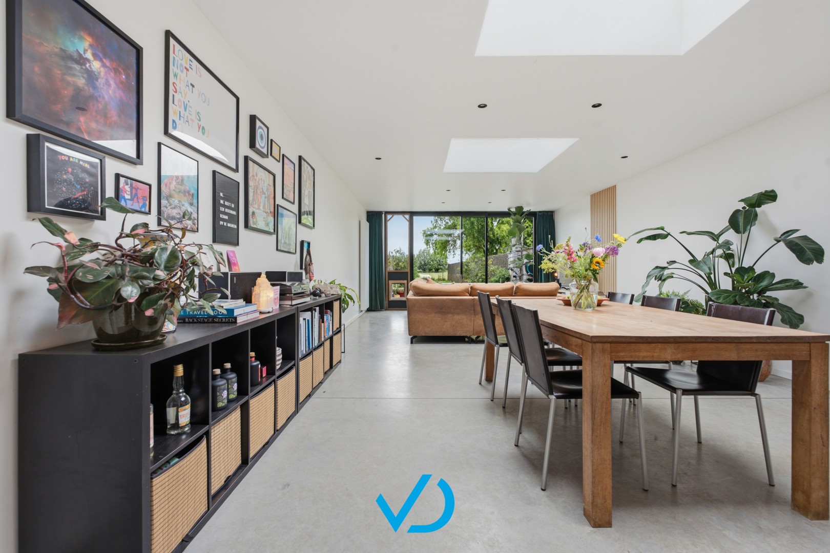 Instapklare, volledig gerenoveerde woning met zonnige tuin te Brielen! - foto 3