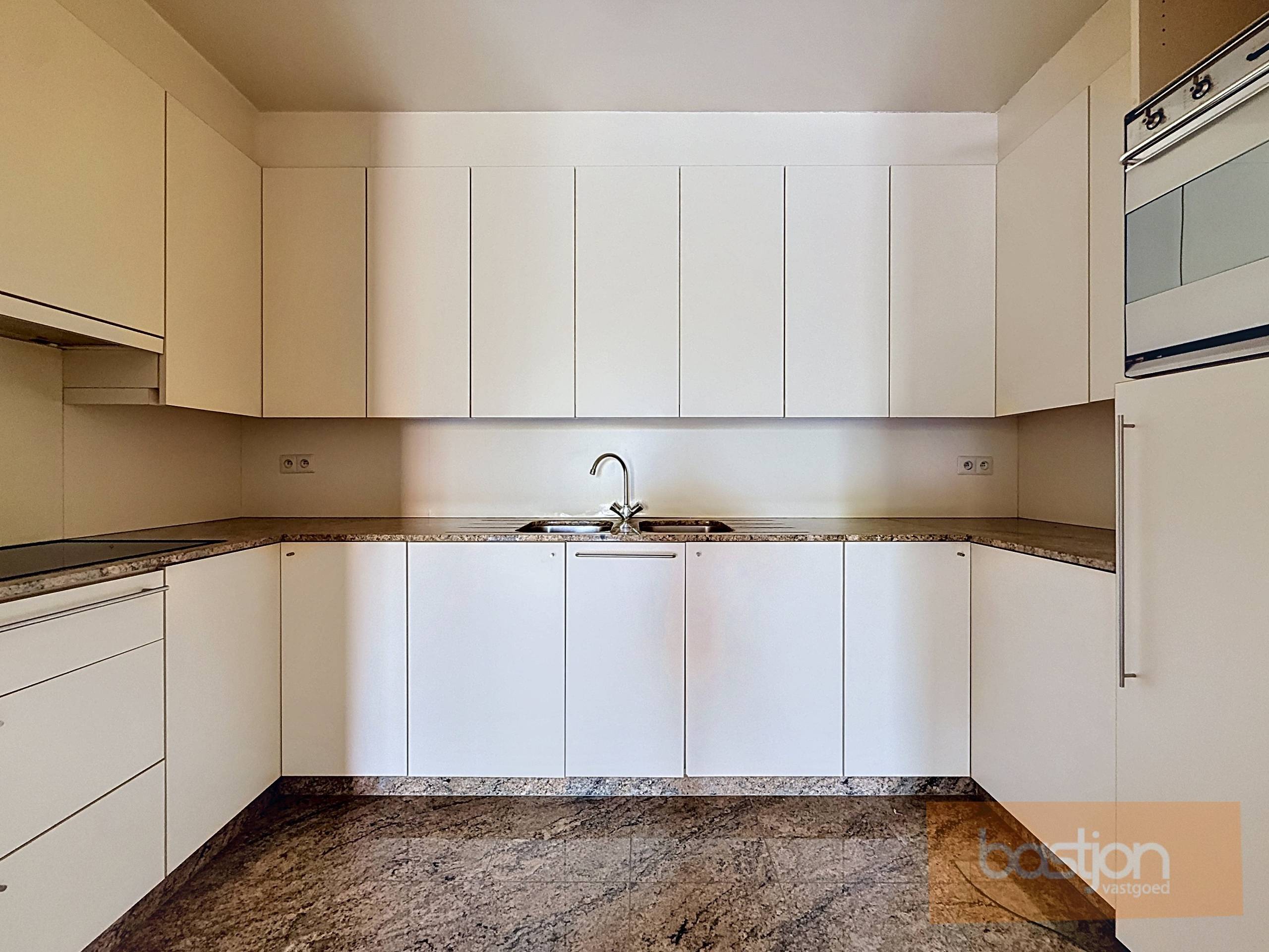 Appartement te huur met zicht op Markeplaats - foto 4