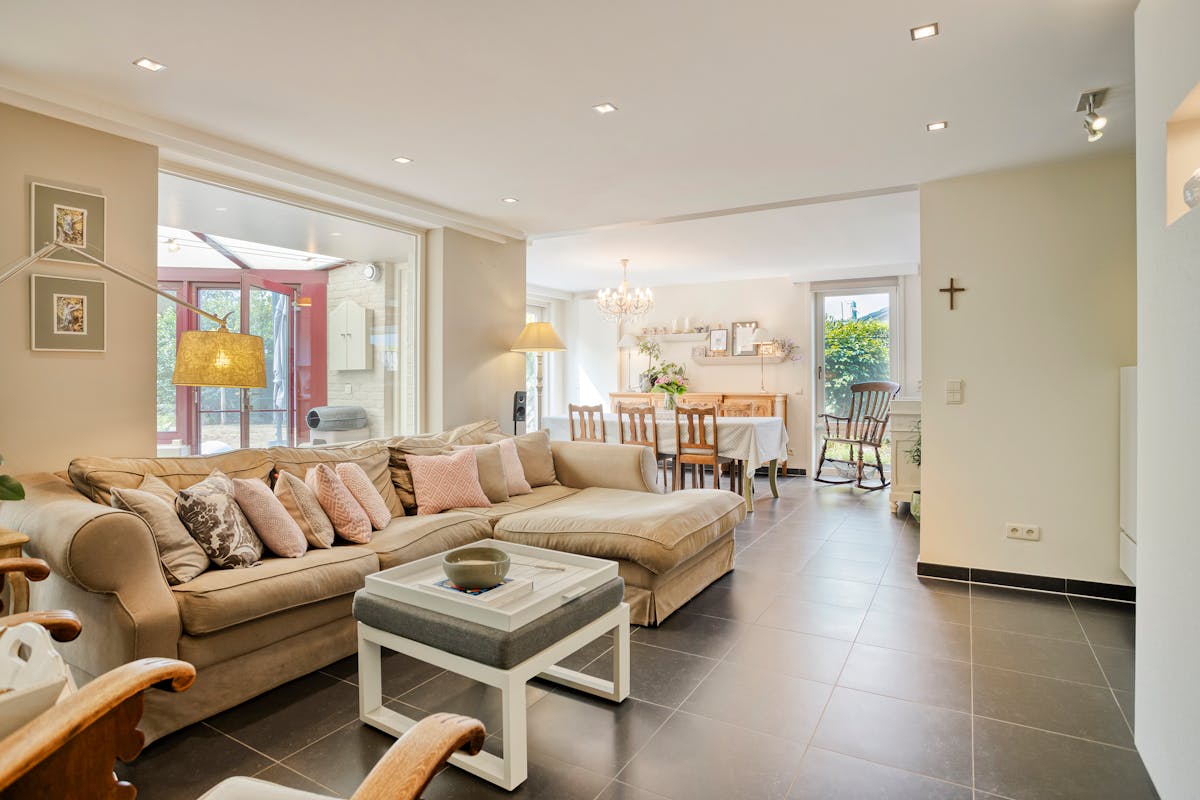 Ready to move in family home with 3 bedrooms and garden in Kuringen - photo 4