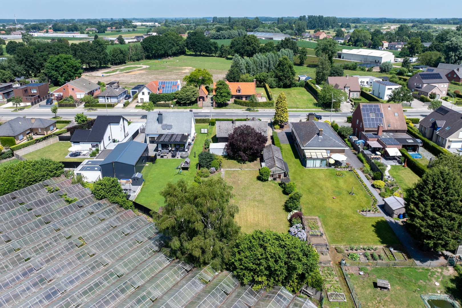 Gunstig gelegen bouwgrond met ontwikkelingspotentieel - foto 4