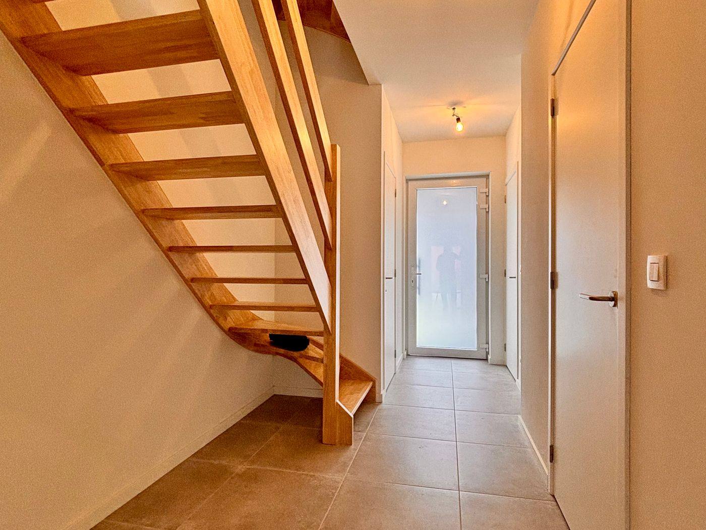NIEUWBOUWWONING MET 4 SLAAPKAMERS EN GARAGE IN CENTRUM EERNEGEM - foto 4