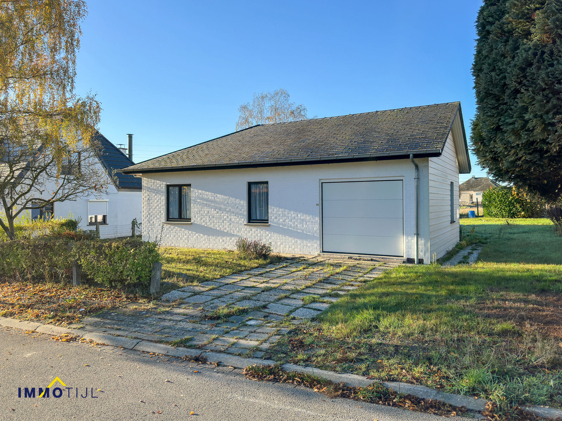 Bungalow met zonnige tuin en garage in rustige wijk! - foto 1