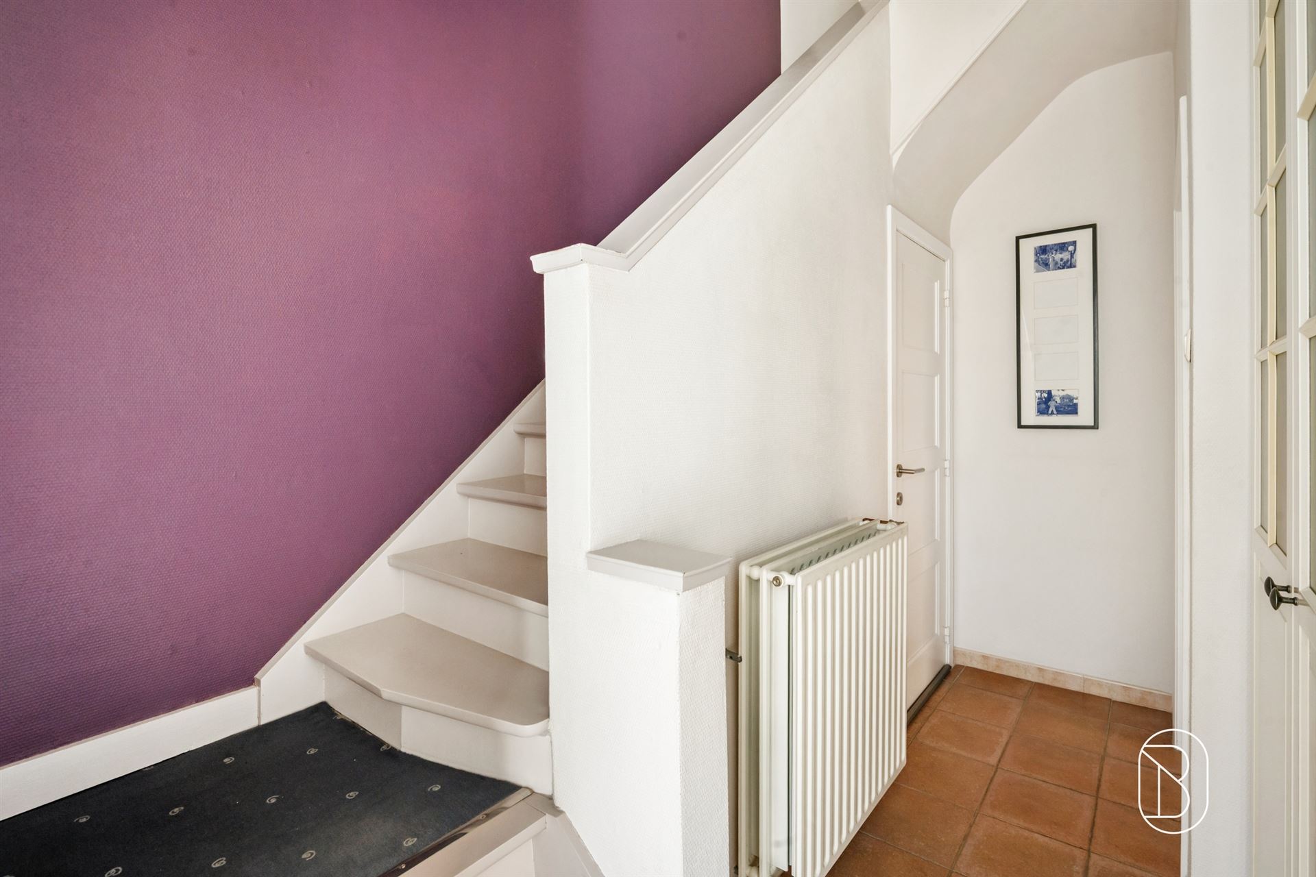 Gerenoveerde woning met 3 slpk, leuke tuin en carport - foto 5