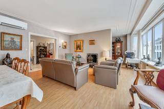 Dit knap appartement gelegen op de tweede verdieping (met lift) kent een bewoonbare oppervlakte van ca 120m2 en is instapklaar. Het appartement...