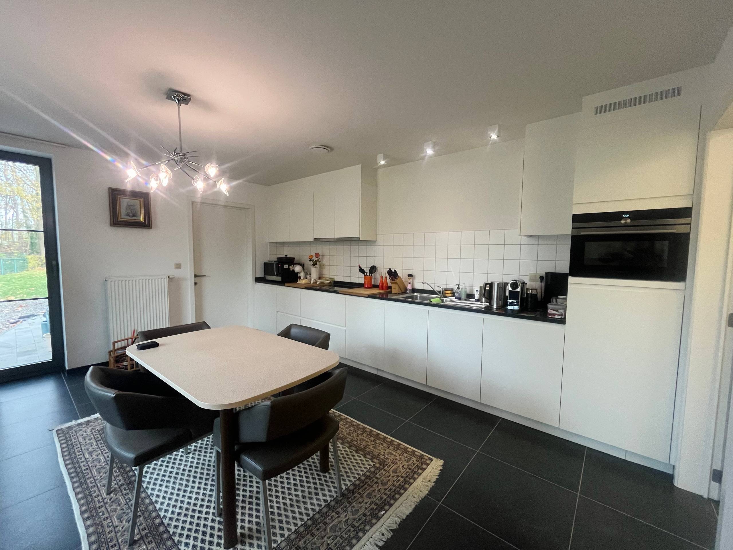 Instapklare halfopen bebouwing op toplocatie in Hasselt (2016) - foto 4