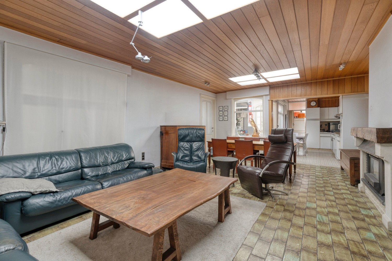 RUIM HANDELSHUIS MET 5 SLPKS, TERRAS & ATELIER - foto 3