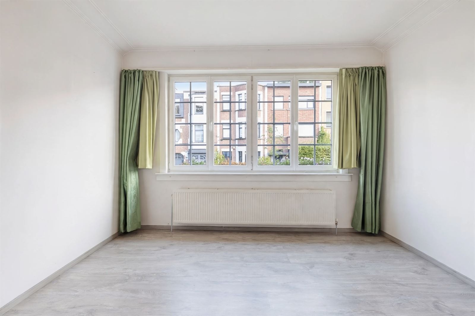 Ruim gelijkvloers appartement met grote tuin nabij het Brilschanspark + P  - foto 5