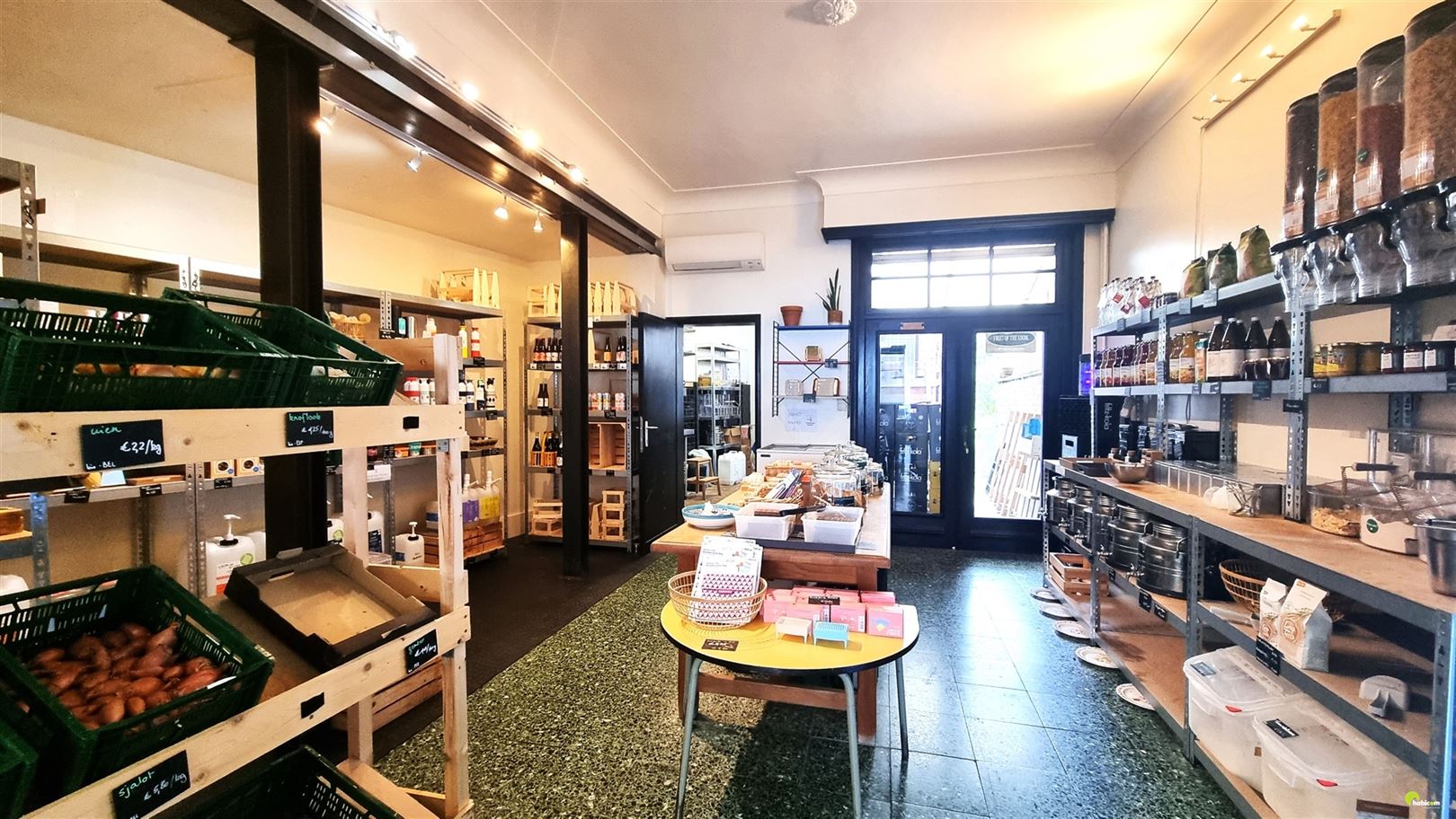 Handelsruimte op zéér commerciële locatie! - foto 5