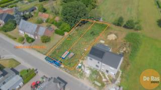 LEDE – Unieke bouwgrond, halfopen bebouwing, in landelijke omgeving.Mooie bouwgrond, 510m², tot het oprichten van een halfopen bebouwing, in een...