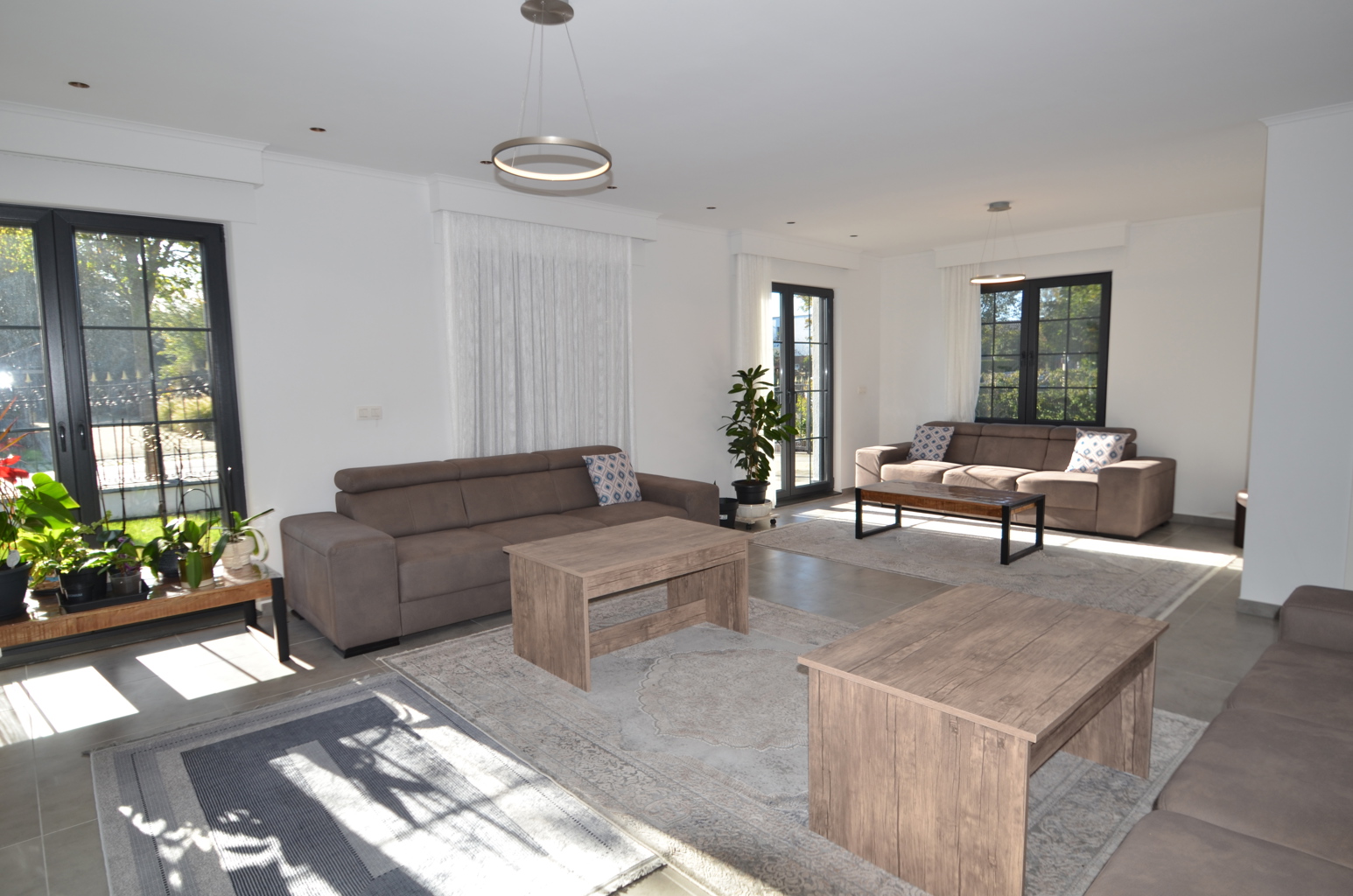 Totaal gerenoveerde OB op 651 m2 in landelijk Oudenbos - foto 1