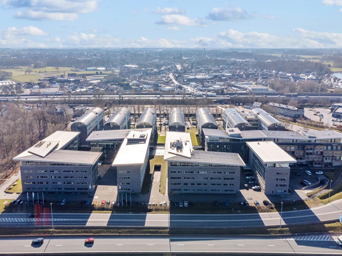 1.577 m² goed bereikbare instapklare kantoren nabij de R4 Merelbeke - foto 5
