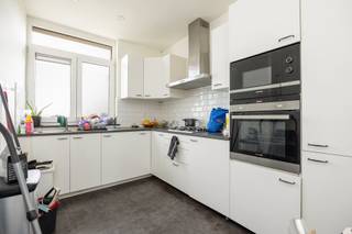 CENTRAAL GELEGEN INSTAPKLAAR APP MET 2 SLPK Dit instapklaar appartement met twee slaapkamers biedt comfortabel wonen in het hart van Borgerhout. Het...