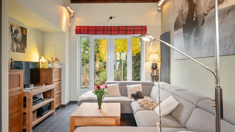 Ruime woning van 256m² op 10 are 32 ca - foto 5