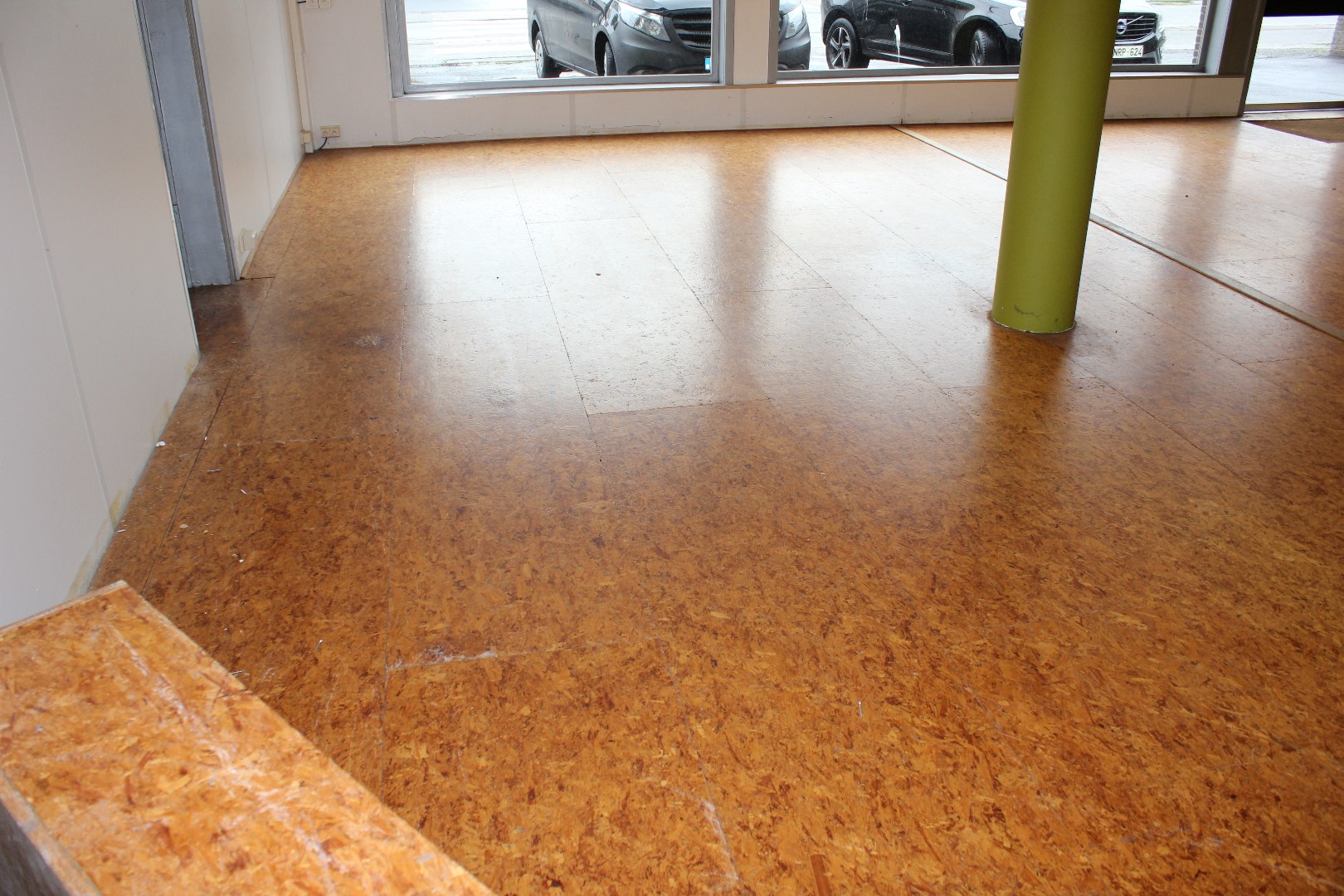 Handelspand  met parking en garage - foto 4