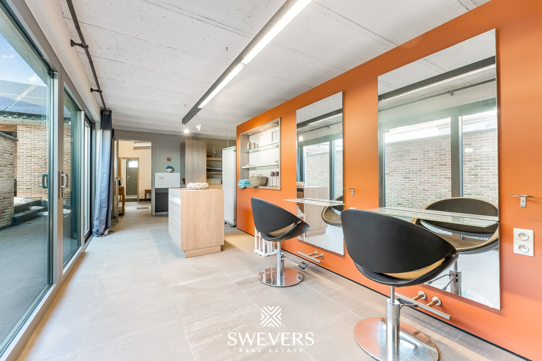 Commercial for rent in Geetbets - photo 1