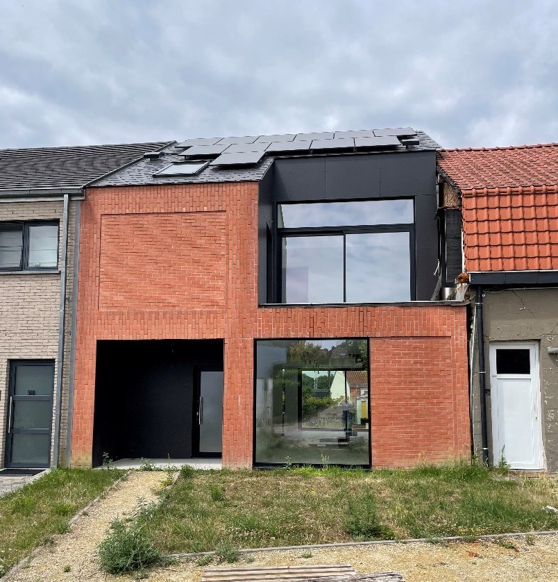 Energiezuinige, afgewerkte nieuwbouwwoning voorzien van alle comfort - foto 1
