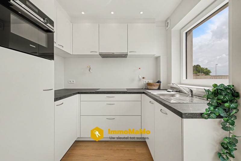 RECENT GERENOVEERD 1 SLAAPKAMER APPARTEMENT TE KOOP IN ZELZATE - foto 4