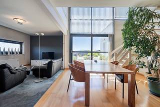 Dit unieke appartement bevindt zich in de Residentie Kiana ontworpen door Govaert & Vanhoutte Architects. Met een bewoonbare oppervlakte van...