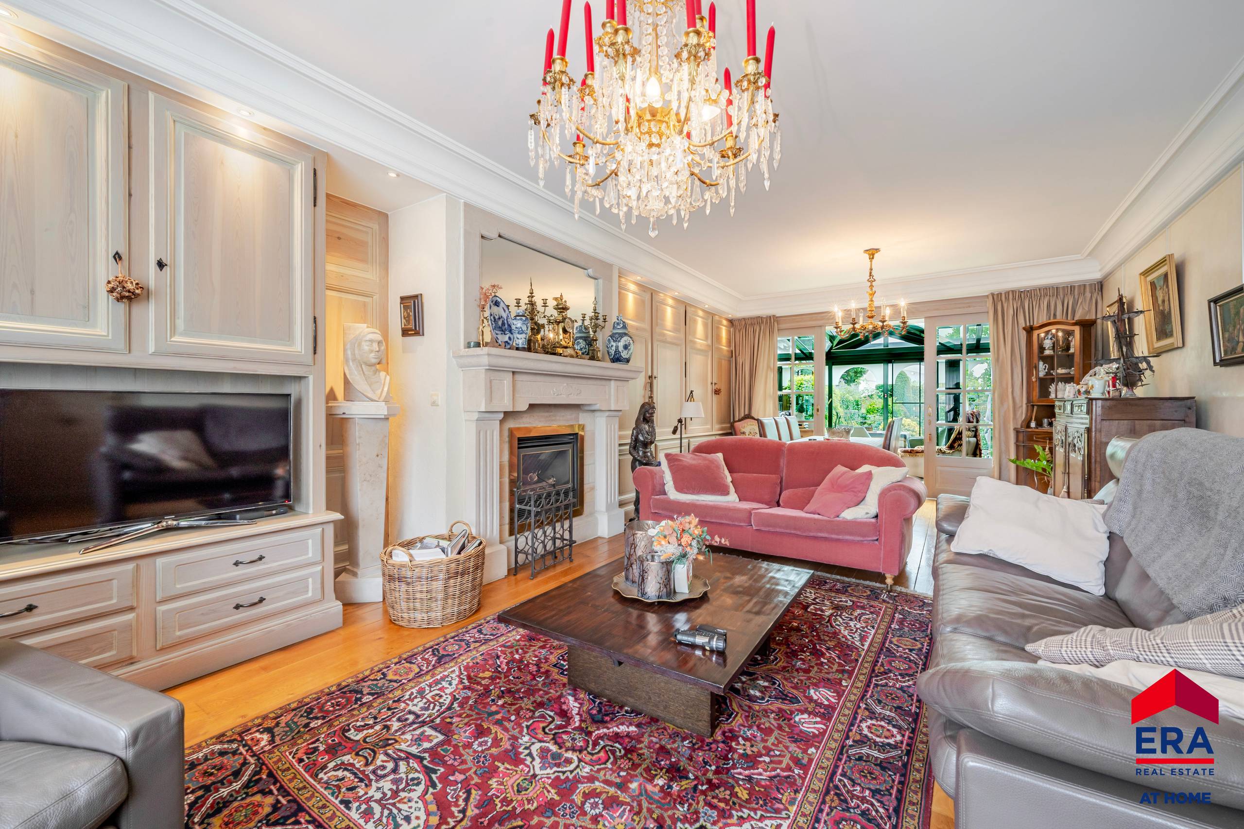 karaktervolle herenwoning met 4 slaapkamers + dubbele garage - foto 4